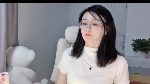 Daisy online show from March 3, 1:53 pm