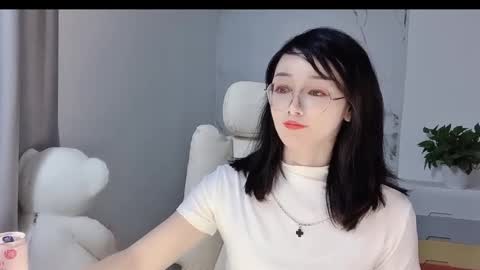 Daisy online show from March 3, 4:56 pm