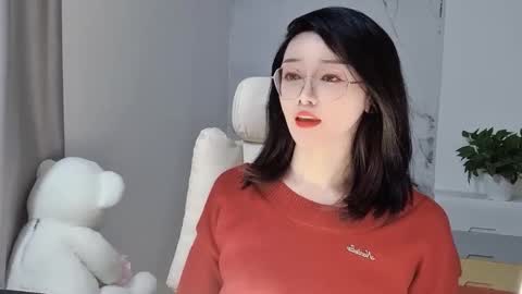 Daisy online show from March 7, 2:56 pm