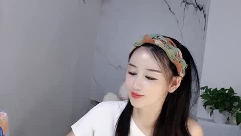 Daisy online show from September 11, 2:50 pm