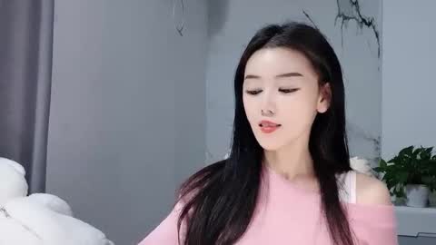 happysweety1688 online show from February 7, 1:09 am