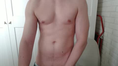 Snapshot of happyvelvetpaw chatting on February 15, 9:08 am happyvelvetpaw online show from February 15, 9:08 am