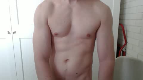 Snapshot of happyvelvetpaw chatting on February 23, 9:39 am happyvelvetpaw online show from February 23, 9:39 am