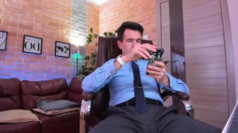 Steve online show from January 26, 12:22 pm