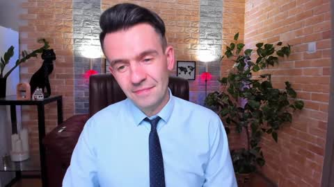 Steve online show from February 5, 1:44 pm