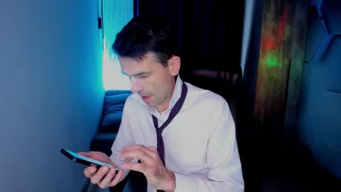 Steve online show from October 24, 12:01 pm