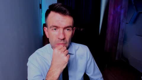 Steve online show from November 11, 11:32 am