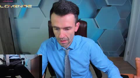 Steve online show from May 31, 10:33 am