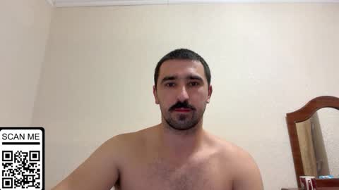 Snapshot of hard_to_obey chatting on October 3, 7:00 pm Vadim online show from October 3, 7:00 pm