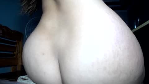 Snapshot of hardfucking_kelly chatting on December 7, 3:04 am jessabelle online show from December 7, 3:04 am