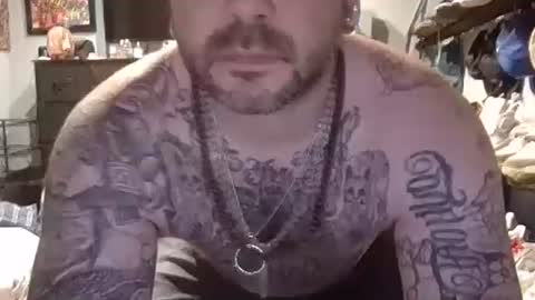 hardik4you1 online show from April 4, 11:18 am