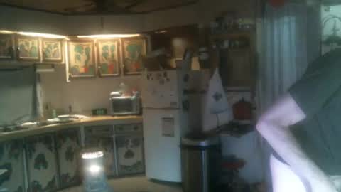 Snapshot of hardinhand44 chatting on March 8, 12:22 am john nobles online show from March 8, 12:22 am