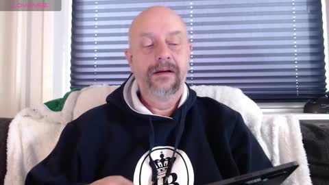 MrLazy online show from December 4, 12:25 pm