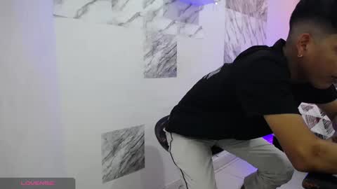 Andres Dean online show from March 12, 1:25 am