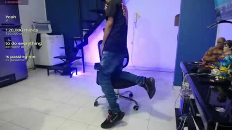 Snapshot of hardsexlove08 chatting on February 20, 6:26 am Andres Dean online show from February 20, 6:26 am