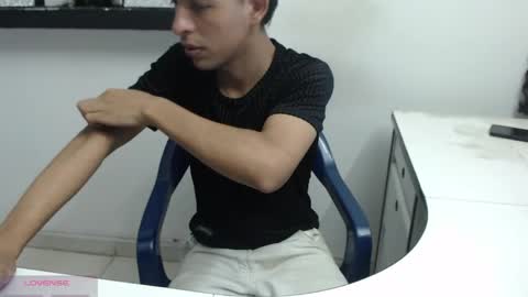 Andres Dean online show from April 7, 3:40 am