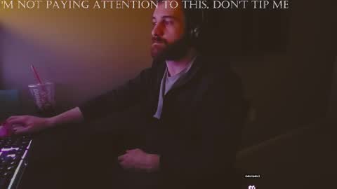 Tom online show from December 3, 10:51 pm