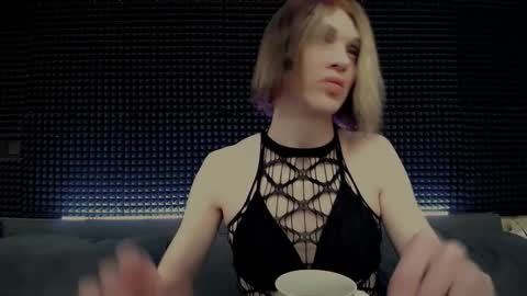 Miss Hardy online show from March 6, 4:09 am