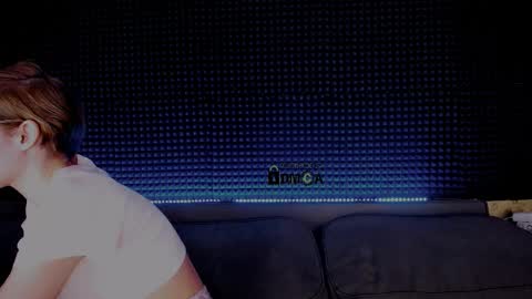 Miss Hardy online show from April 2, 4:32 am