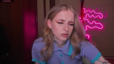 Julia online show from January 14, 4:57 am