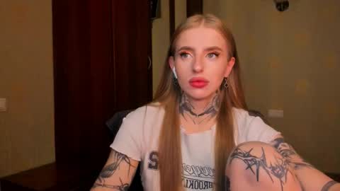 Julia online show from September 15, 5:29 am