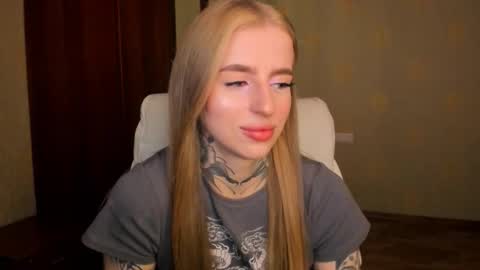 Julia online show from September 19, 5:31 am