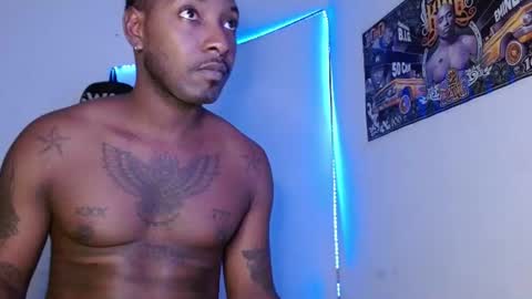 Snapshot of harley_quinnn111 chatting on July 5, 6:42 am harley_quinnn111 online show from July 5, 6:42 am