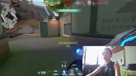 Snapshot of harleyparadise chatting on December 5, 8:11 pm 900 am to 300 pm - GTM 5 Weekdays online show from December 5, 8:11 pm