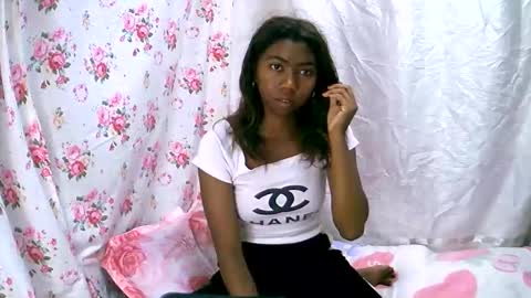 harliva online show from April 18, 1:09 am