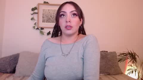 Snapshot of harmonyy01 chatting on February 17, 3:47 am Harmony Please help me to reach 100 thumbs up online show from February 17, 3:47 am