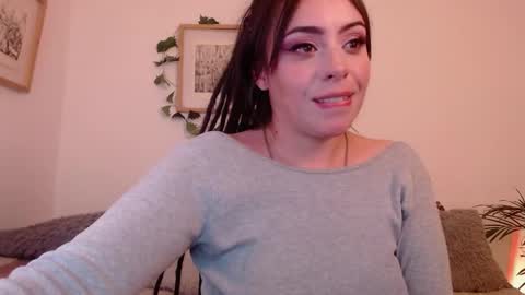 Snapshot of harmonyy01 chatting on February 17, 6:53 am Harmony Please help me to reach 100 thumbs up online show from February 17, 6:53 am