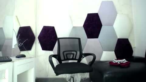 haroldmick online show from February 22, 7:45 pm