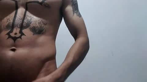 Snapshot of haroldsepulveda chatting on December 3, 3:41 am BOY HOT online show from December 3, 3:41 am