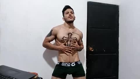 Snapshot of haroldsepulveda chatting on December 19, 8:45 am BOY HOT online show from December 19, 8:45 am