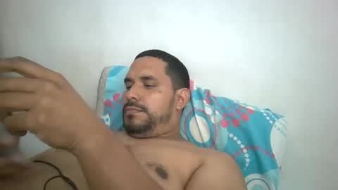 Snapshot of harpechediaz chatting on October 25, 8:03 pm ricardo online show from October 25, 8:03 pm