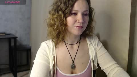 Snapshot of harpersweety chatting on October 6, 6:49 pm Harper online show from October 6, 6:49 pm