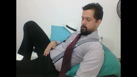  Harry    online show from December 3, 2:27 pm