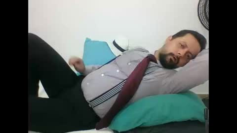  Harry    online show from December 3, 8:28 pm