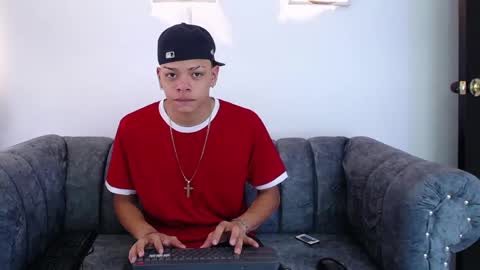 Harry online show from February 9, 8:13 pm