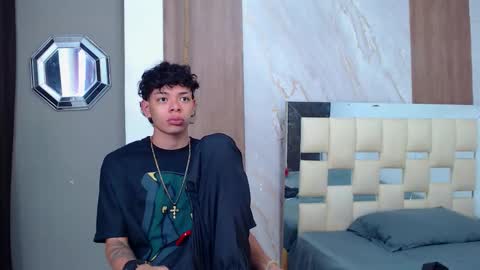 Harry online show from March 19, 9:19 pm