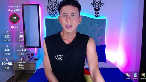 Snapshot of harry_london020 chatting on February 24, 10:25 pm harry londo online show from February 24, 10:25 pm