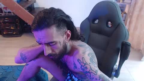 OMAR online show from January 23, 3:43 pm