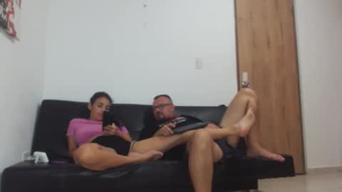 Snapshot of harrycum4you chatting on March 27, 4:07 am hannaandharri online show from March 27, 4:07 am