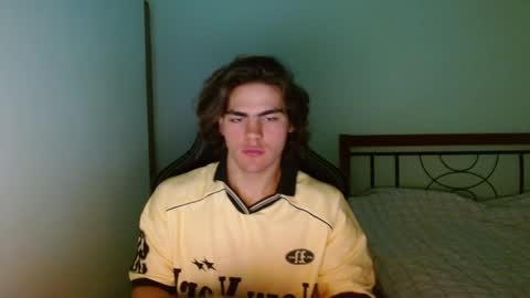 Snapshot of harryking1 chatting on January 14, 1:11 am harryking1 online show from January 14, 1:11 am