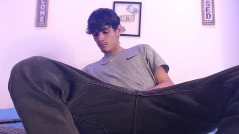 harry thomson online show from March 10, 7:21 am