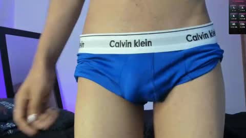 Snapshot of harrytwink18 chatting on February 10, 5:09 pm HARRY online show from February 10, 5:09 pm