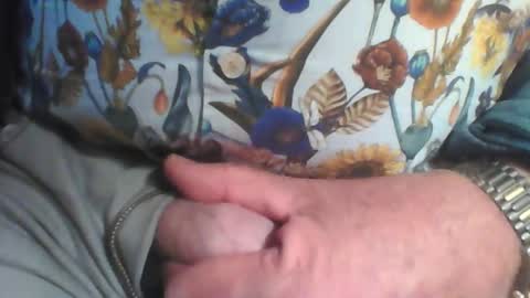 Snapshot of hartwichser1 chatting on September 25, 4:54 pm hot n  nasty online show from September 25, 4:54 pm
