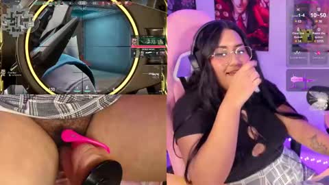 Snapshot of haruu2 chatting on February 13, 12:24 am karen  online show from February 13, 12:24 am