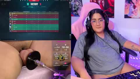 Snapshot of haruu2 chatting on March 5, 10:21 pm karen  online show from March 5, 10:21 pm