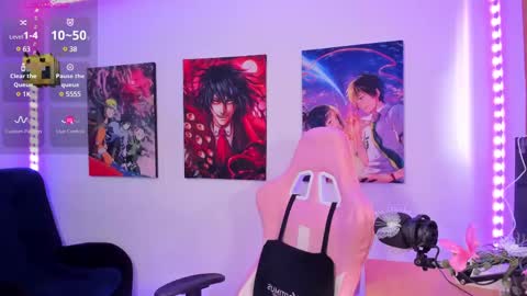 Snapshot of haruu2 chatting on March 9, 10:30 pm karen  online show from March 9, 10:30 pm